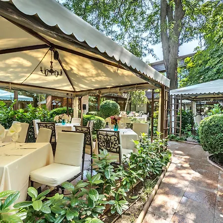 Hotel Montecito