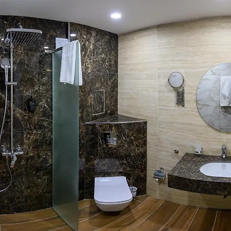 Montecito Отель 4*