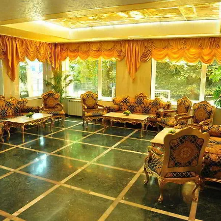 Montecito Hotel
