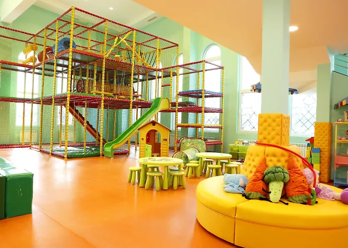 Montecito Отель 4*