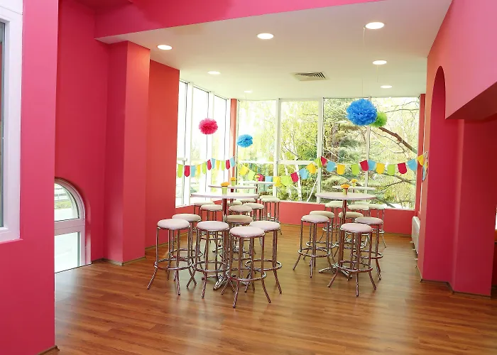 Montecito София