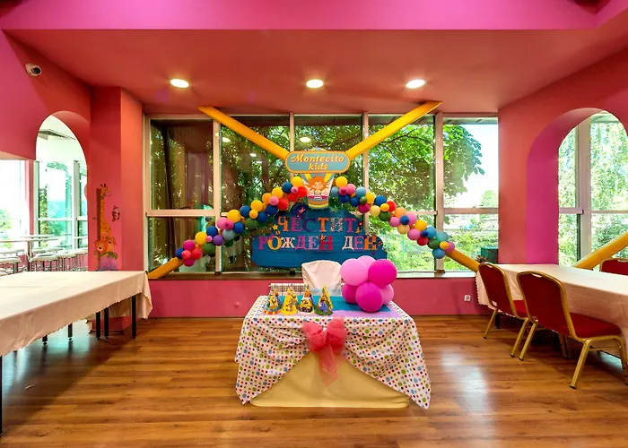 Отель Montecito 4*