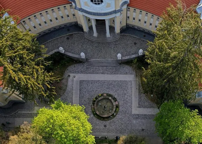 Montecito Отель