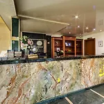 Montecito Hotel 4*