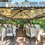 Montecito Hotel