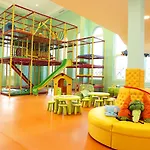 Montecito Hotel 4*