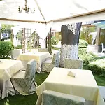 Хотел монтесито 4*