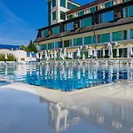 Montecito Hotel 4*