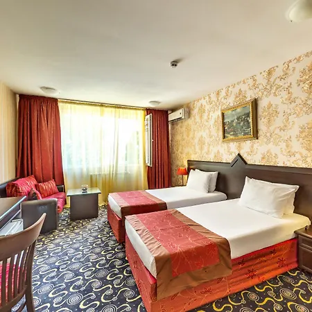 Montecito 3*