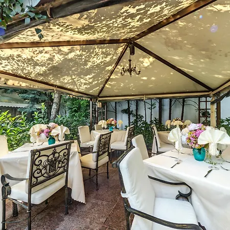 Montecito Hotel Sofia