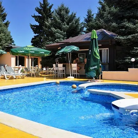 Montecito 3*