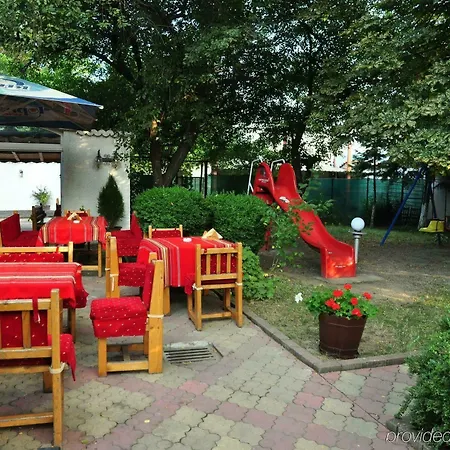 Hotel Montecito 3*